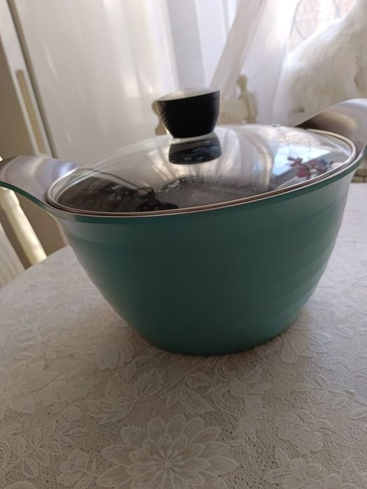 Продам казан и сковороды