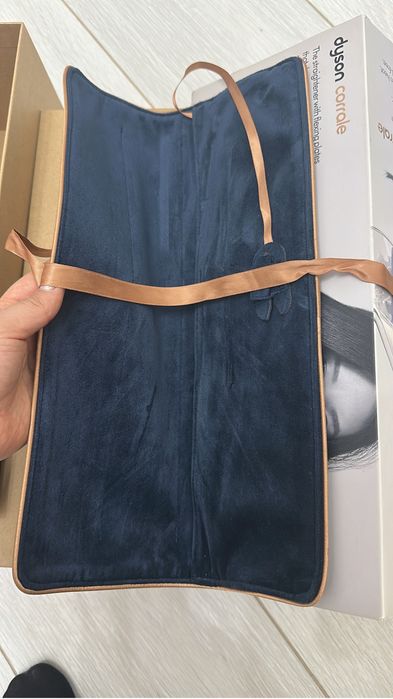 Dyson corrale утюжок выпрямитель