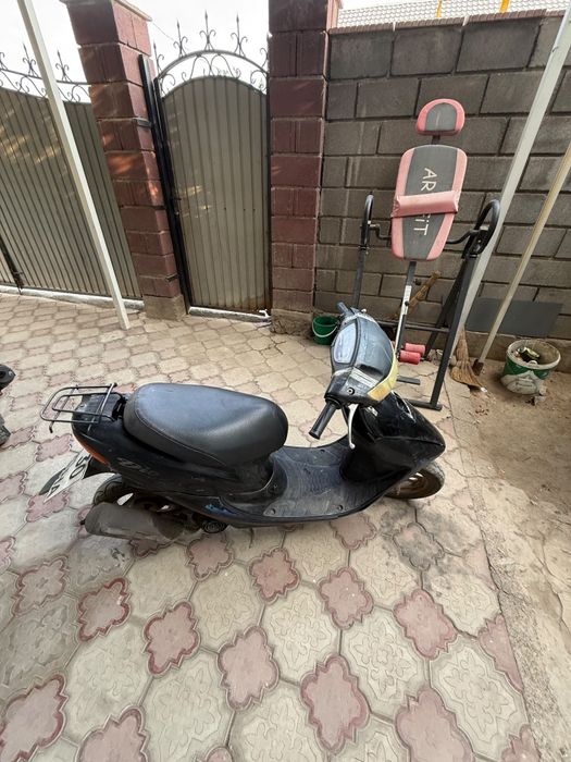 Продам дио, стоит на учете, заводится, едет