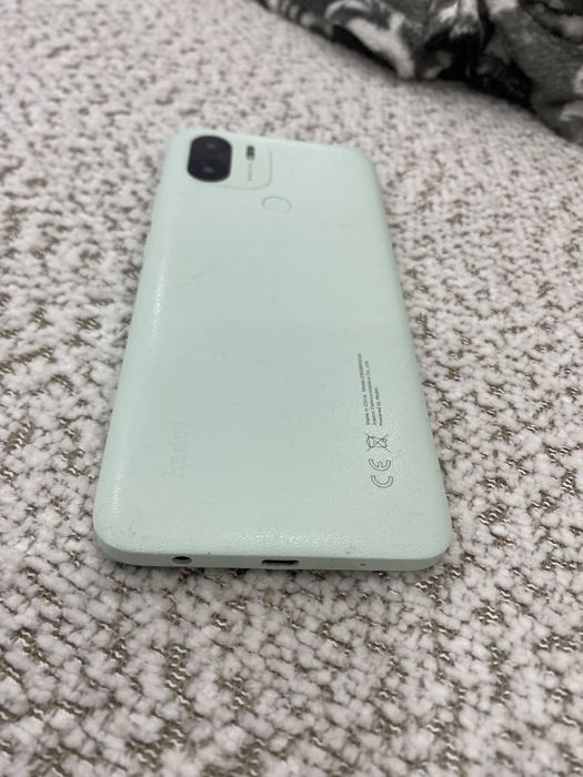 Продам телефон Redmi A2+