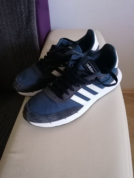 Pantofi sport Adidas