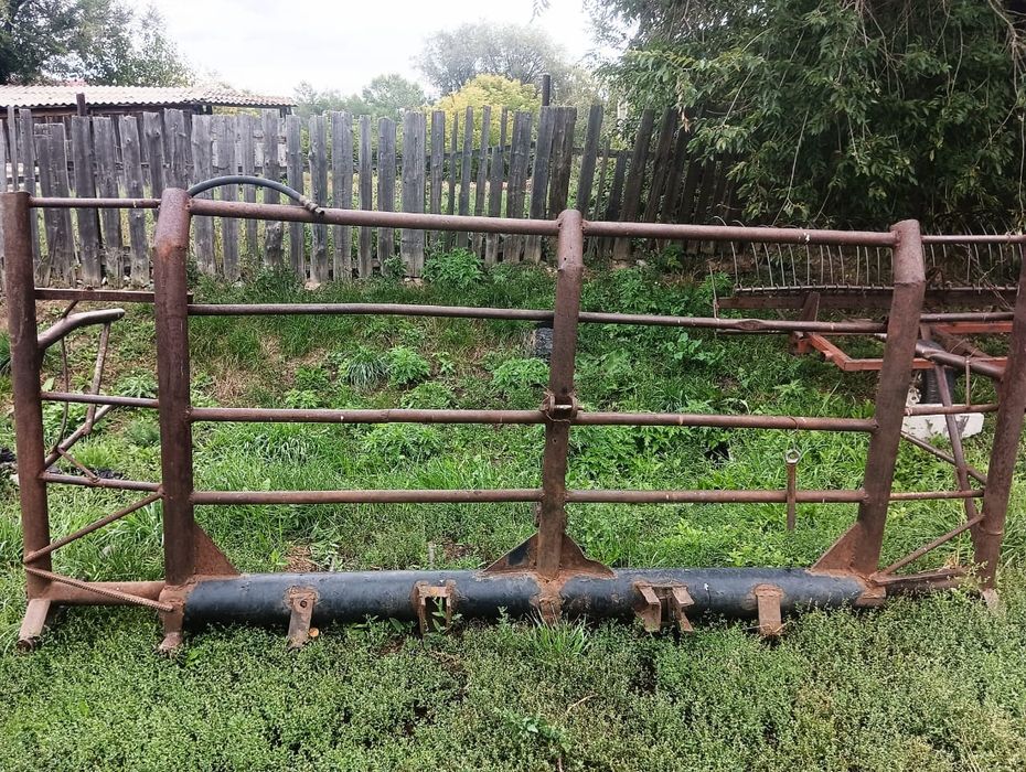 Продам косилку "Шумахер", грабли, плуг, талкушка.