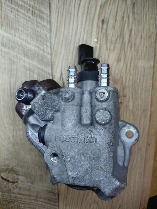 Оригинална ГНП помпа високо налягане за BMW N47 B47 2.0d (0445010506)
