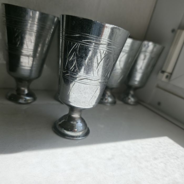 Старинни чаши 5 броя