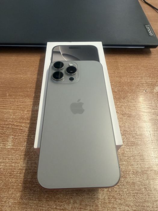Iphone 16 Pro Max 256gb natural titanium