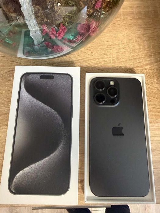 Apple 15 pro max
