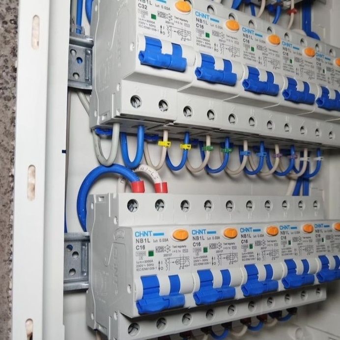 Услуги профессионального электрика