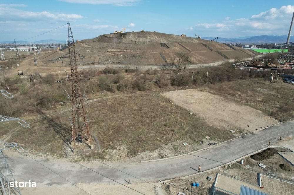 Teren Intravilan Coresi Parc Industrial - Tractorul