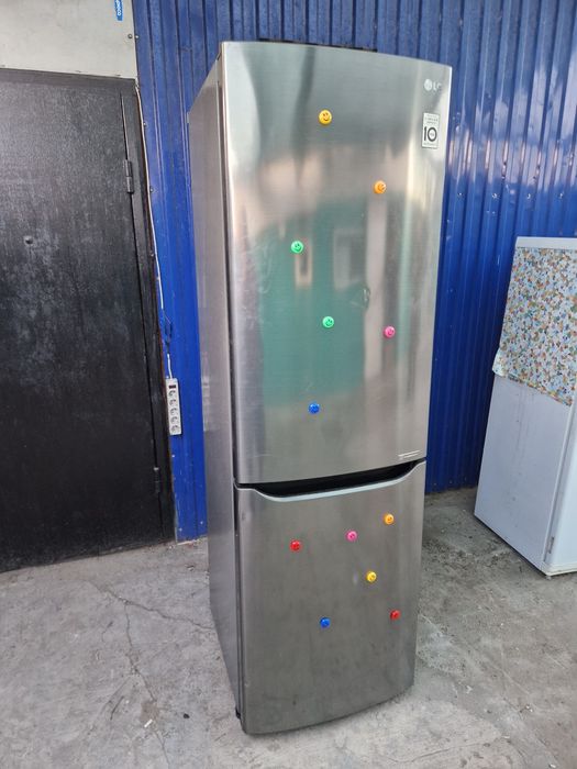 Продам холодильник "LG "
