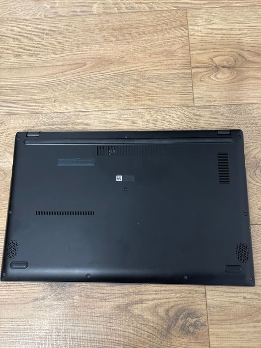 Laptop Asus VivoBook i3 Gen 10 ; 8 GB RAM ; SSD m2 256 GB