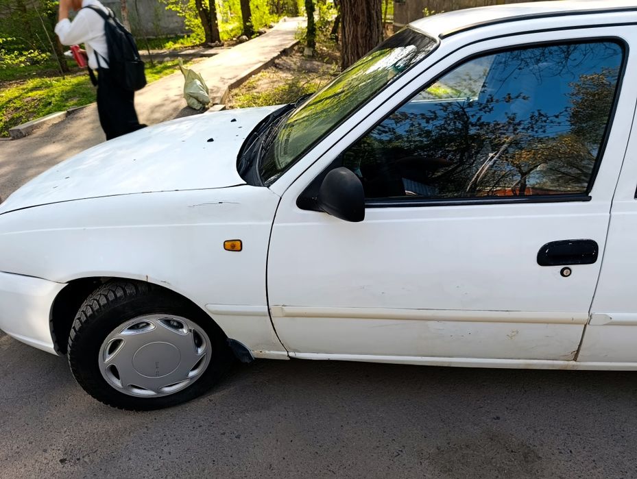 Продам деу нексия 2