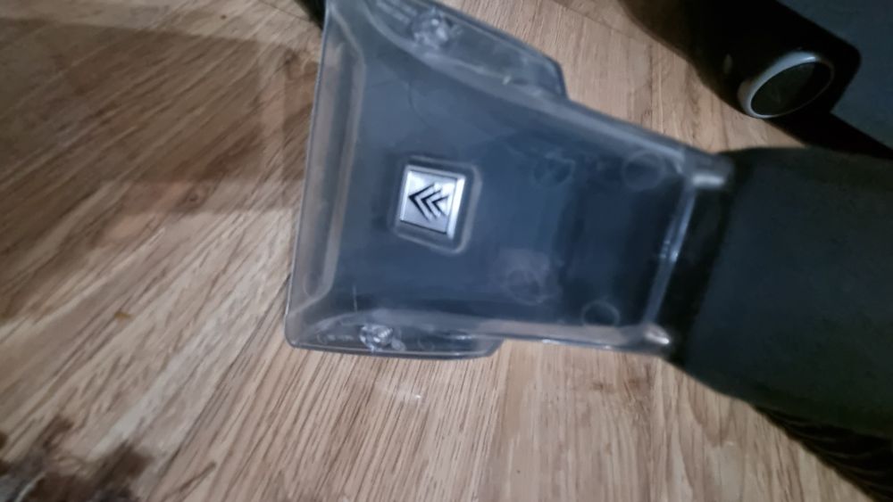 Моющий пылесос Karcher Puzzi 8/1