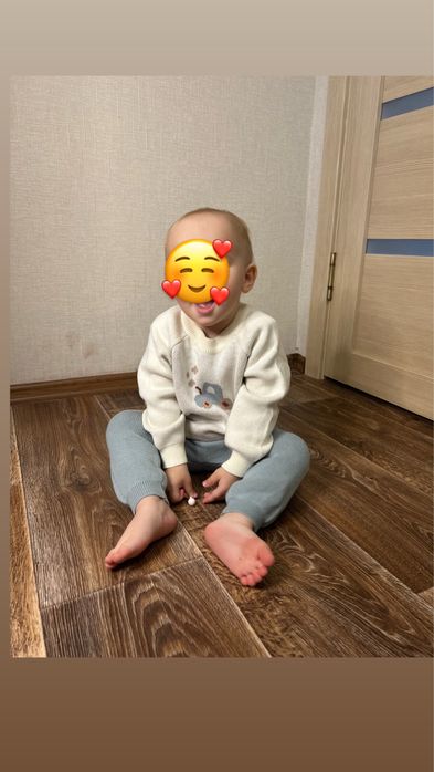 Вязанный костюм