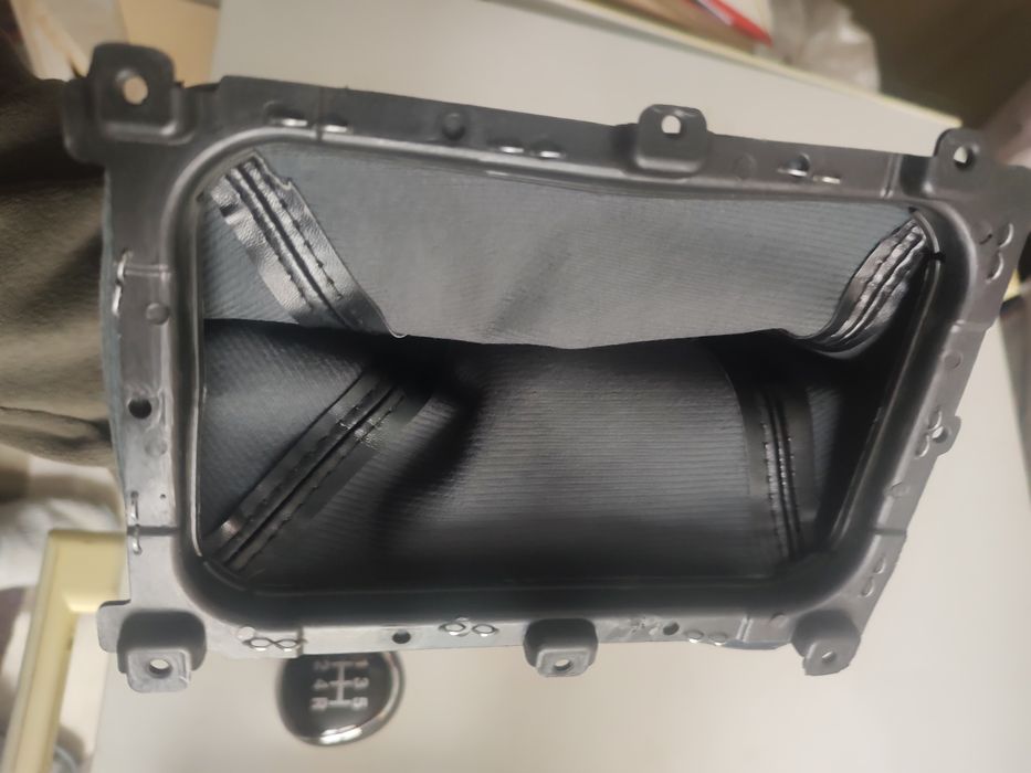 Лост за джип  Нисан Навара 5 скорости