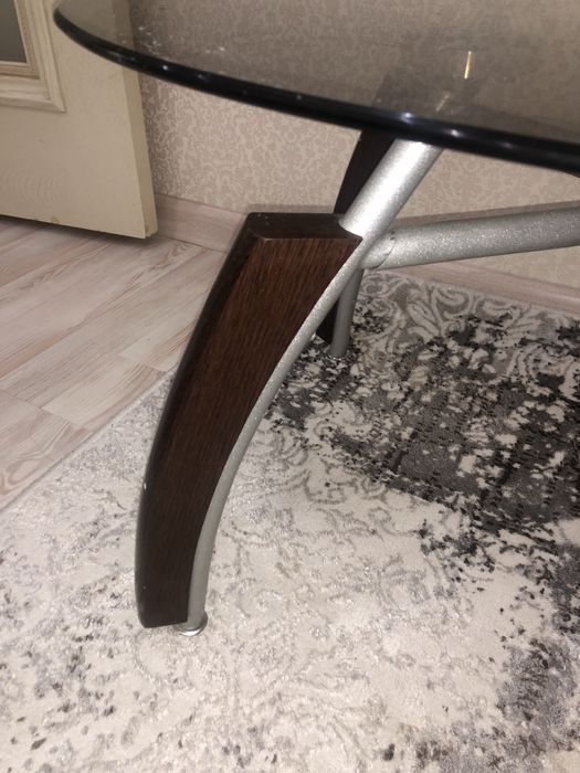 Журнальный столик