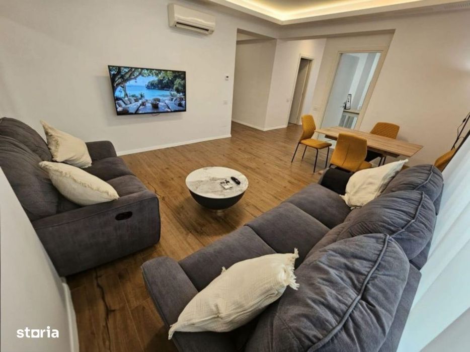 Apartament spatios 4 camere, curte proprie, MRS RESIDENCE, Baneasa — fotografia 1