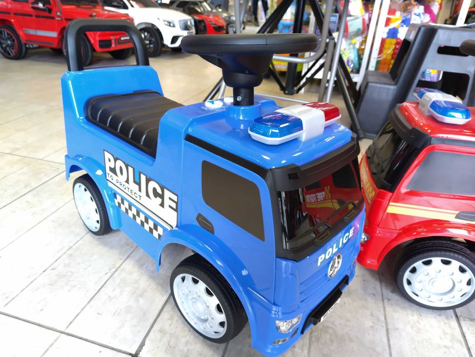 MERCEDES Кола за бутане Mercedes-Benz Antos