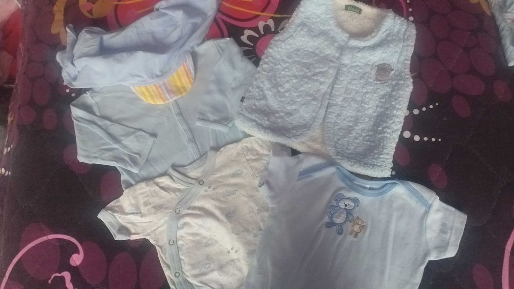 Фирмени лотове за бебешори от 15лв до 40лв.