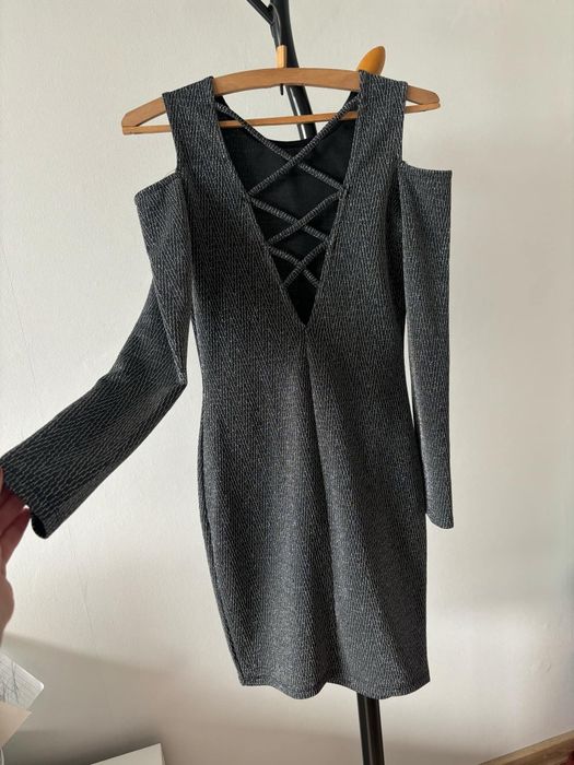 Нова рокля размер S. Подарък панталон .