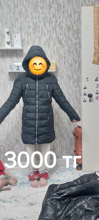 Продам зимние куртки