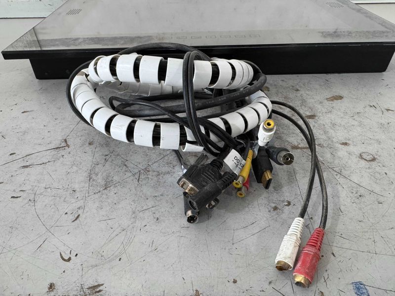 Телевизор за баня - Waterproof lcd tv / TWD1901M