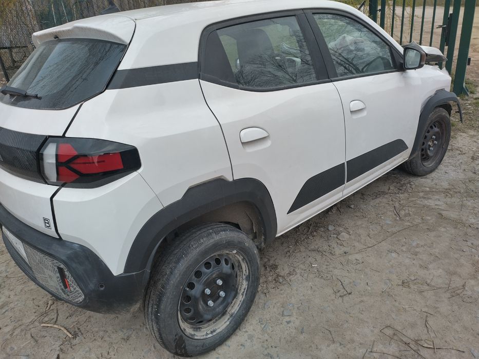 DACIA Spring 2025 — imagine 3