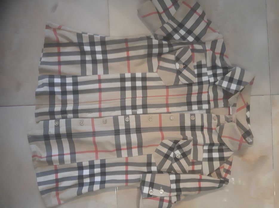 Lucy Потник и риза с къс  ръкав