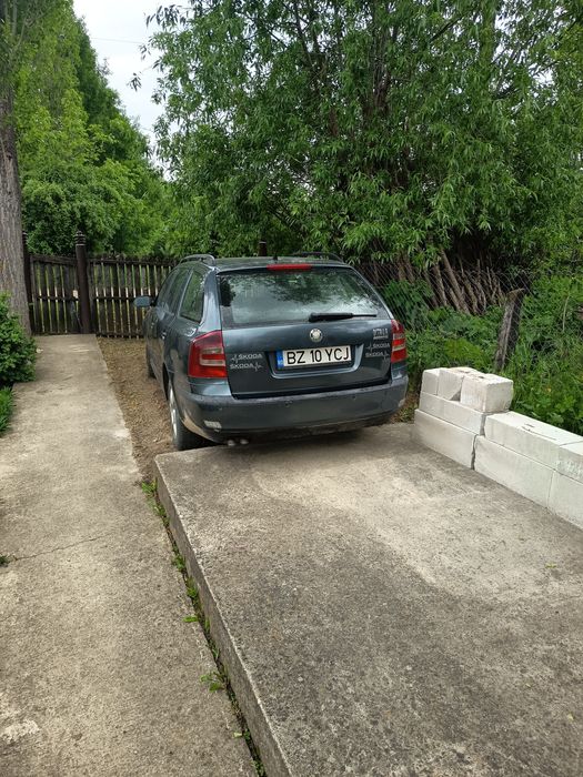 Vând Skoda Octavia 2 in stare foarte buna