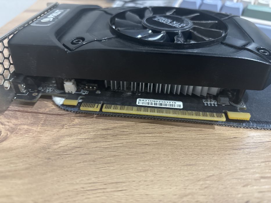 Видеокарта GeForce GTX 1050Ti