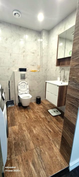 Дава се под наем Тристаен апартамент в Бяла - 232 кв.м за 178.5 € - Снимка #15