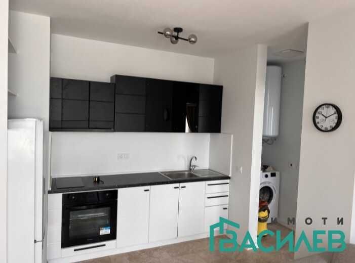 Продава се Двустаен апартамент в София, Център - 56 кв.м за 1730 €/кв.м - Снимка #1