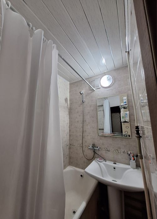 4-комн., Облакимат - пр.Абая, 1 этаж