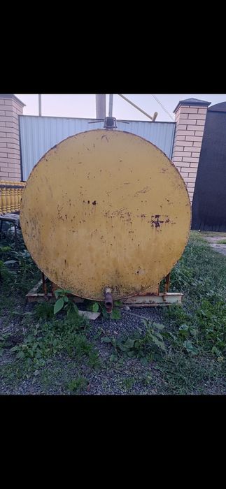 Продам бочку под молоко