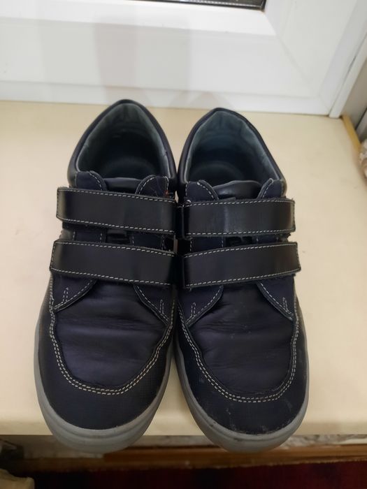 Продам кожанные макасины