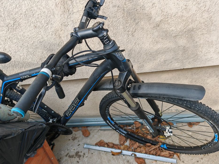 Vând  urgent bicicleta   BBF High MB, 29 cu suspensie și disc frână