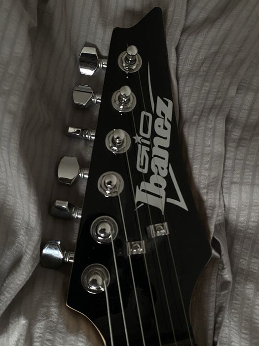 Электрогитара с комбиком Ibanez & Blackstar