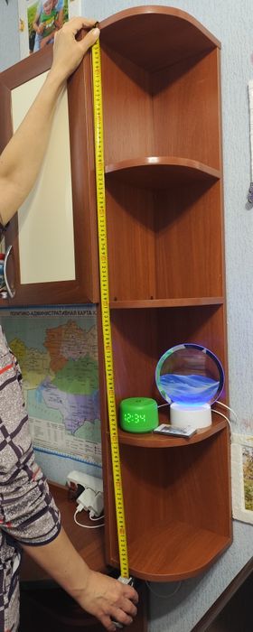 Срочно стол для ПК с шкафчиками