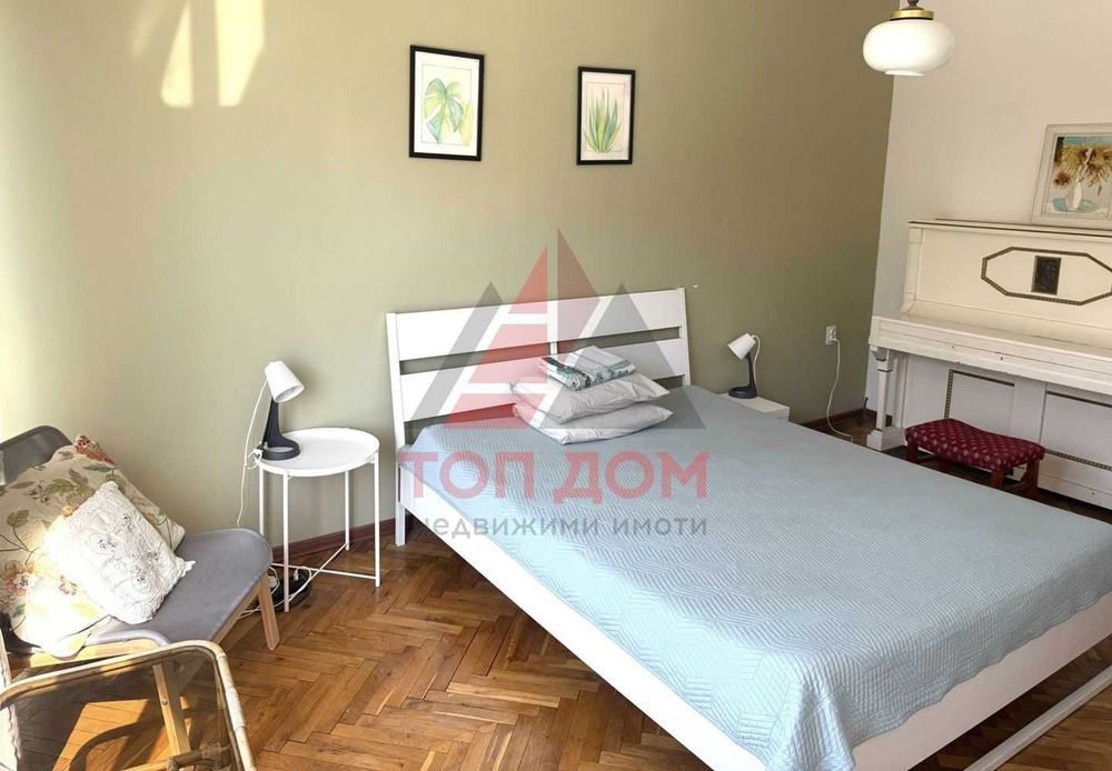 Дава се под наем Тристаен апартамент в Варна, Център - 80 кв.м за 663 € - Снимка #3