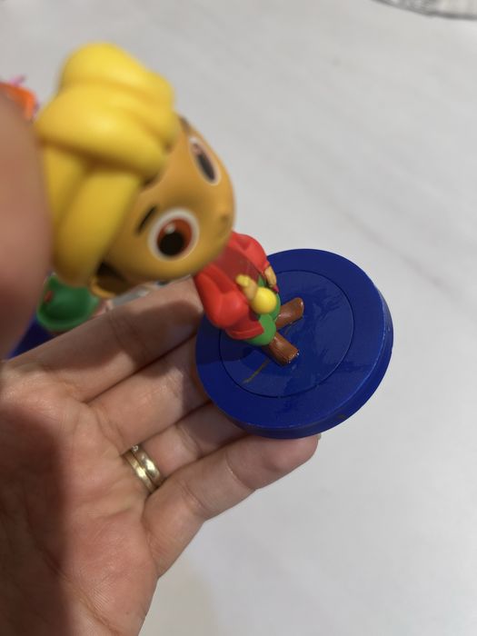 Povesti audio Libertatea 8 figurine