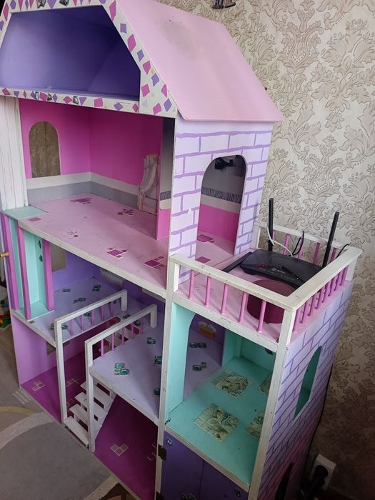 Детский домик в хорошем состоянии