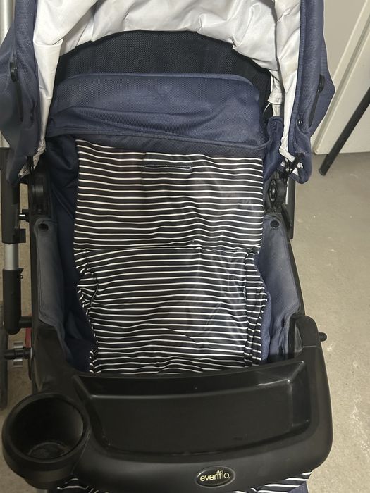 Evenflo amerika mahsuloti bo’lgan original kolyaska.