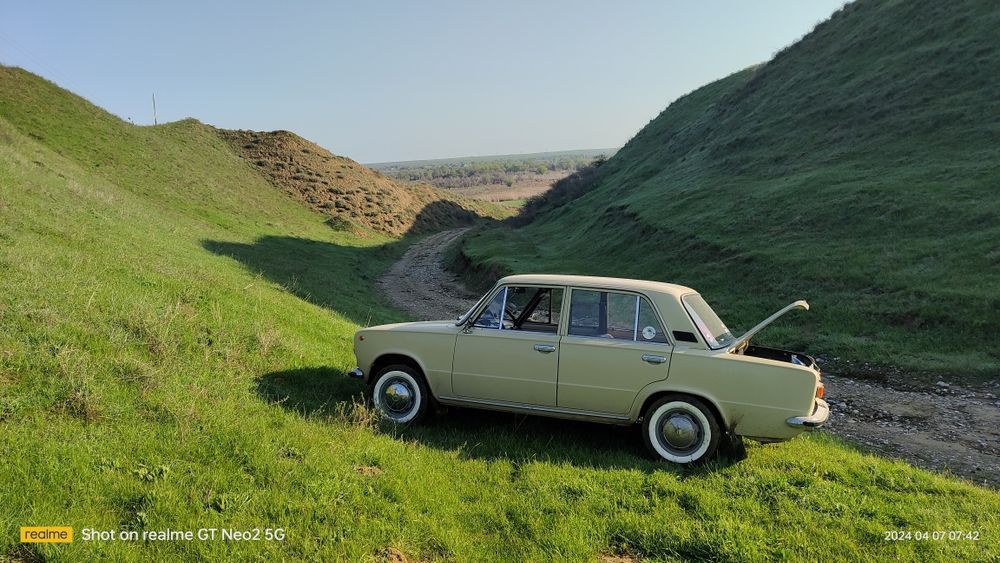 Ретро автомобиль