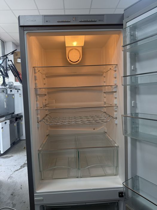 Хладилник и Фризер Miele NoFrost