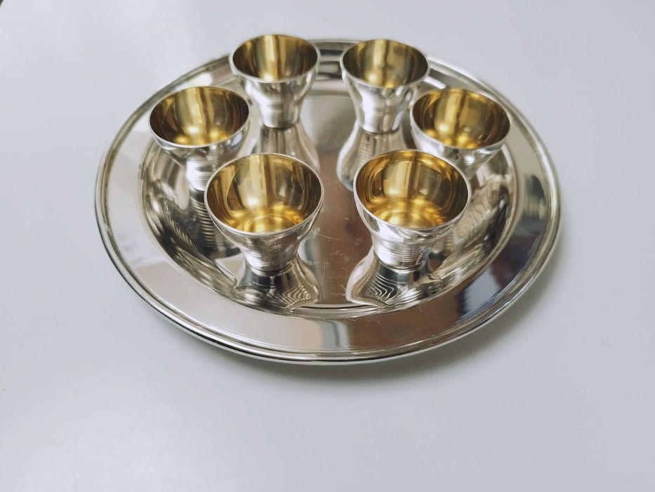 Set 6 Pahare si Tavita de shot Argintate si Aurite Rusia