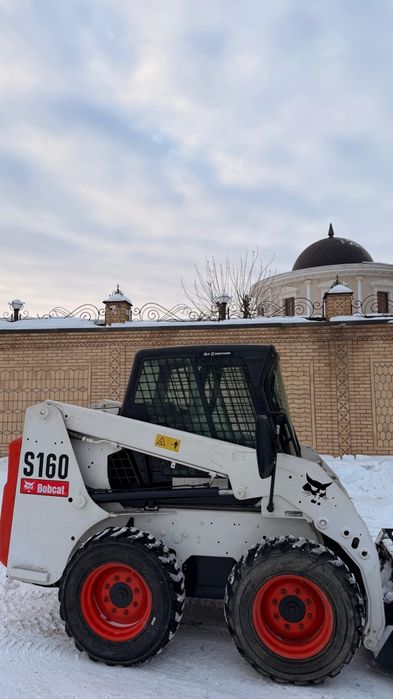 Мини погрузчик BOBCAT S160