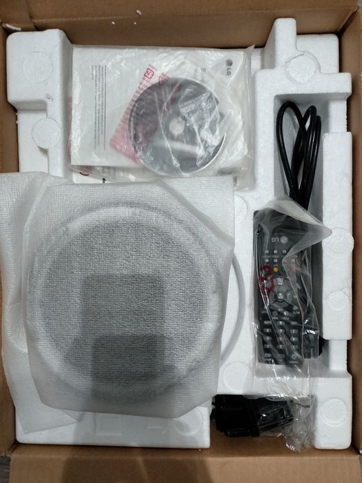 Продаю новый маленький  телевизор.