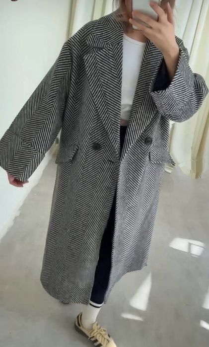 Пальто ZARA 46-48 размер