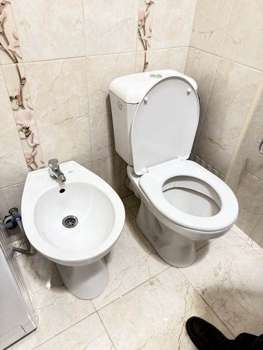 5000 за оба унитаз и биде все вместе