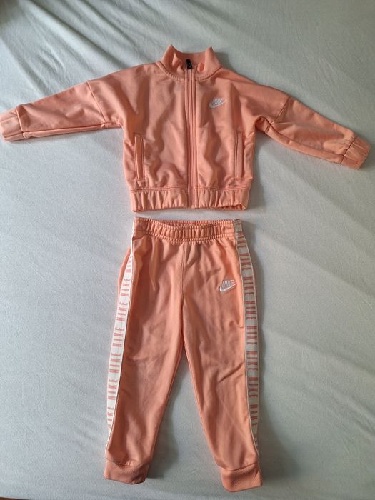 Trening Nike pentru bebe, marimea 80