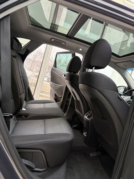 Hyundai Tucson 2019-08 | 1.6D-136CP | Navi | Faruri Led | Camera | 158.000Km